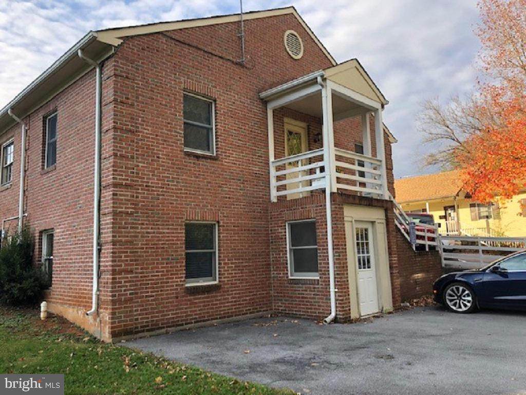 338 Gay Street - Photo 1