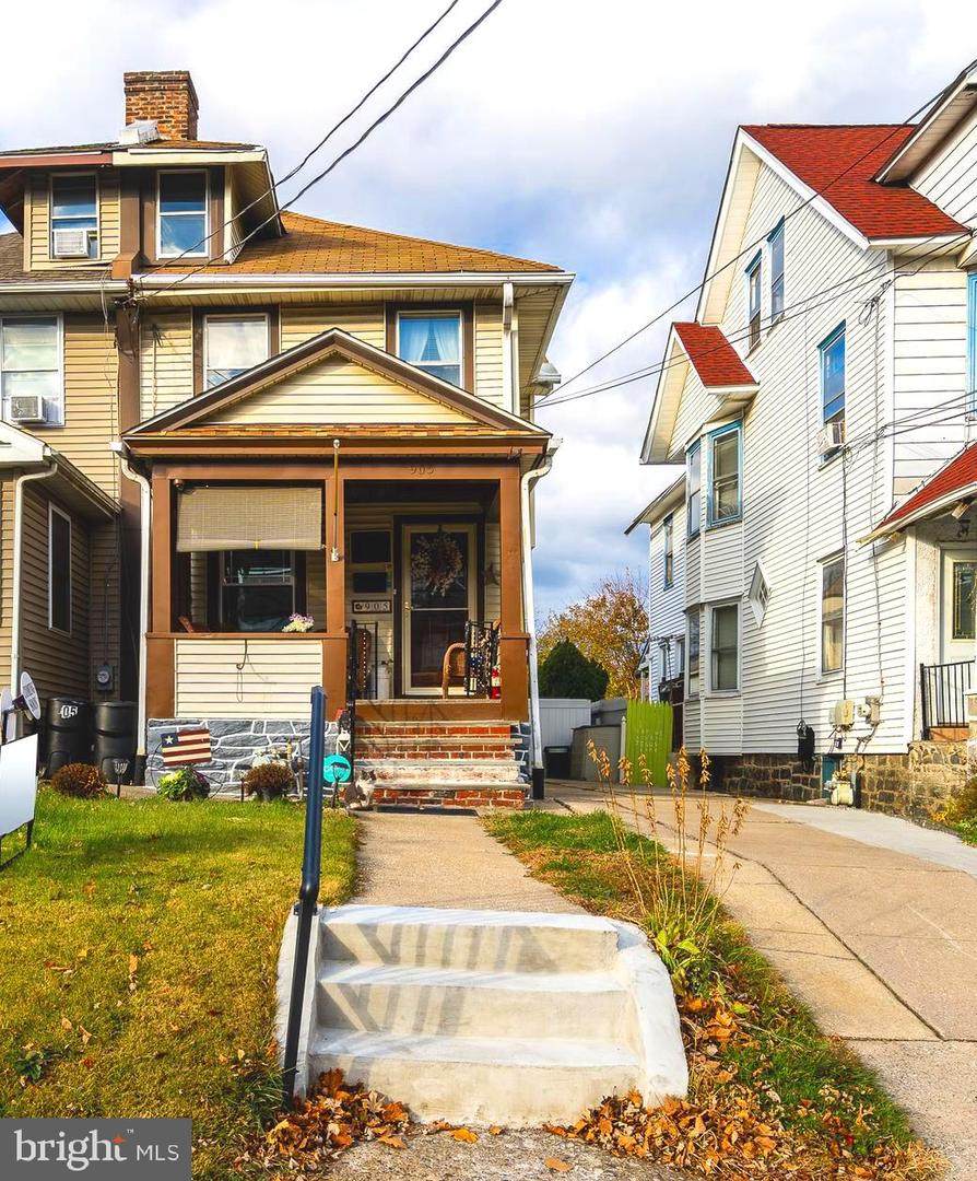 905 Pembroke Ave. - Photo 1