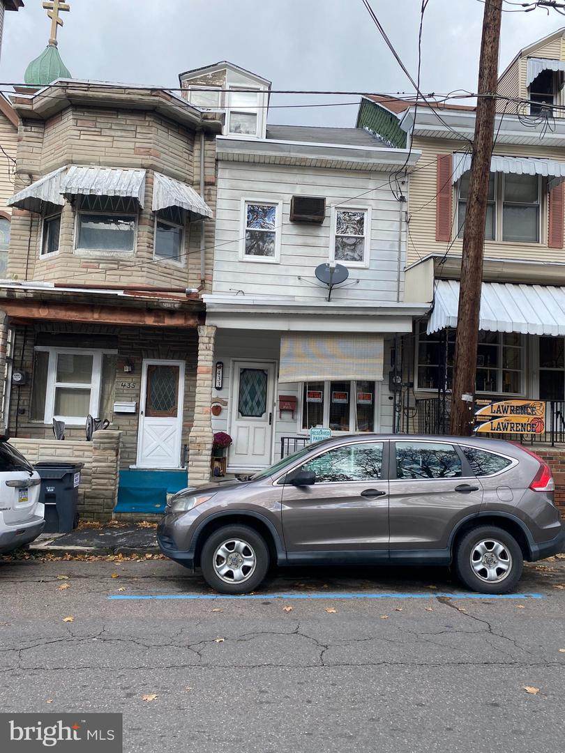 433 Mahanoy Street - Photo 1