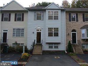 319 Stanley Plaza Boulevard - Photo 1