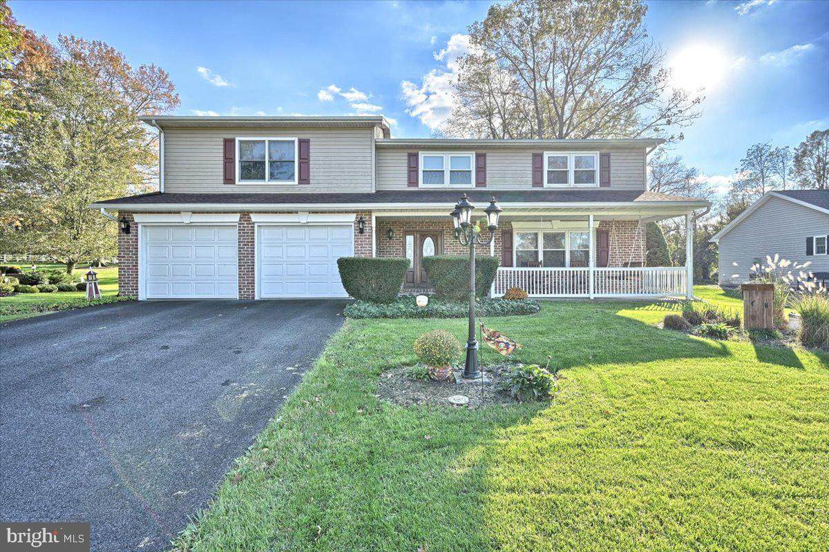 118 Locust Way - Photo 1