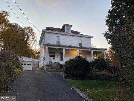 1005 Mount Hope Avenue - Photo 1