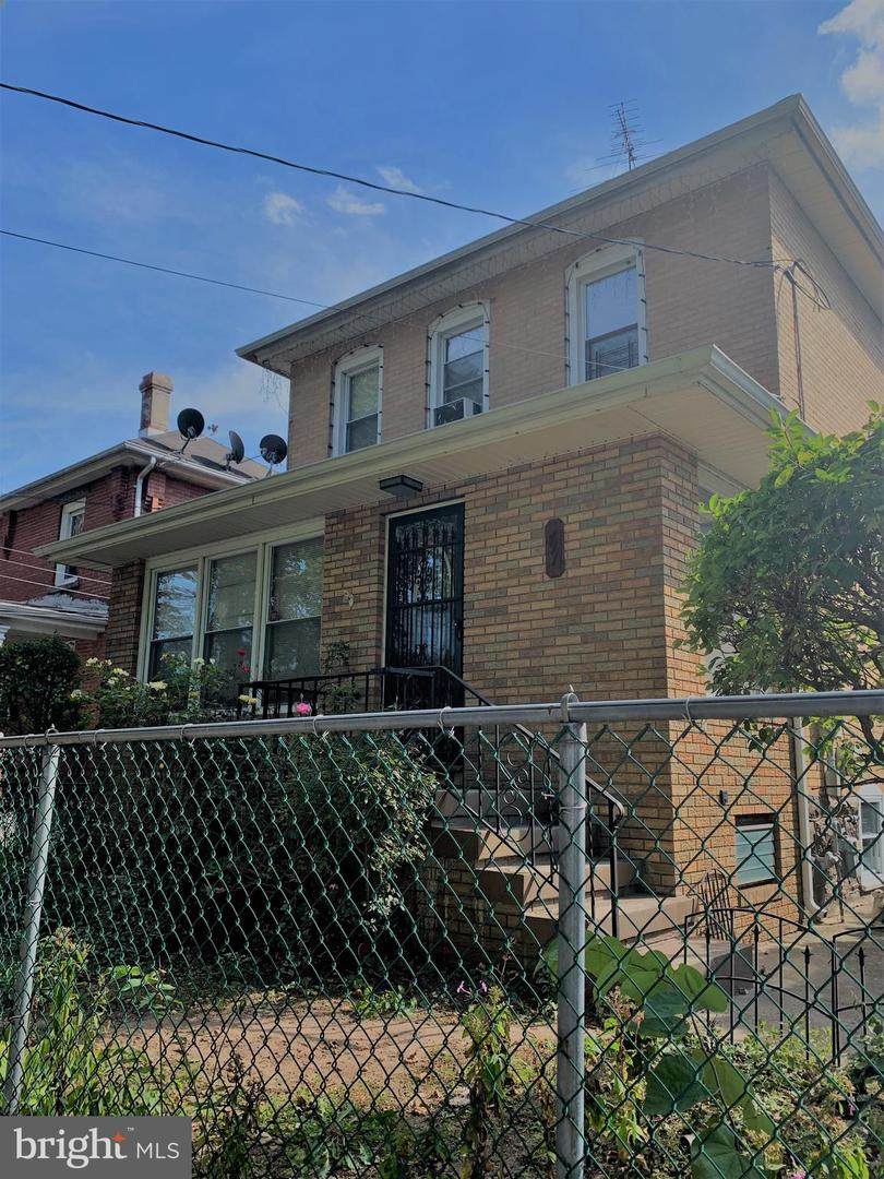 411 Cherry Street - Photo 1
