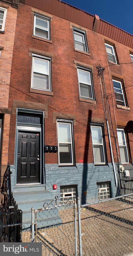 2007 Allegheny Avenue - Photo 1