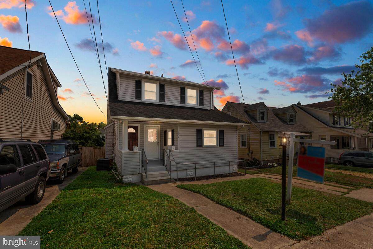 1236 Maple Avenue - Photo 1