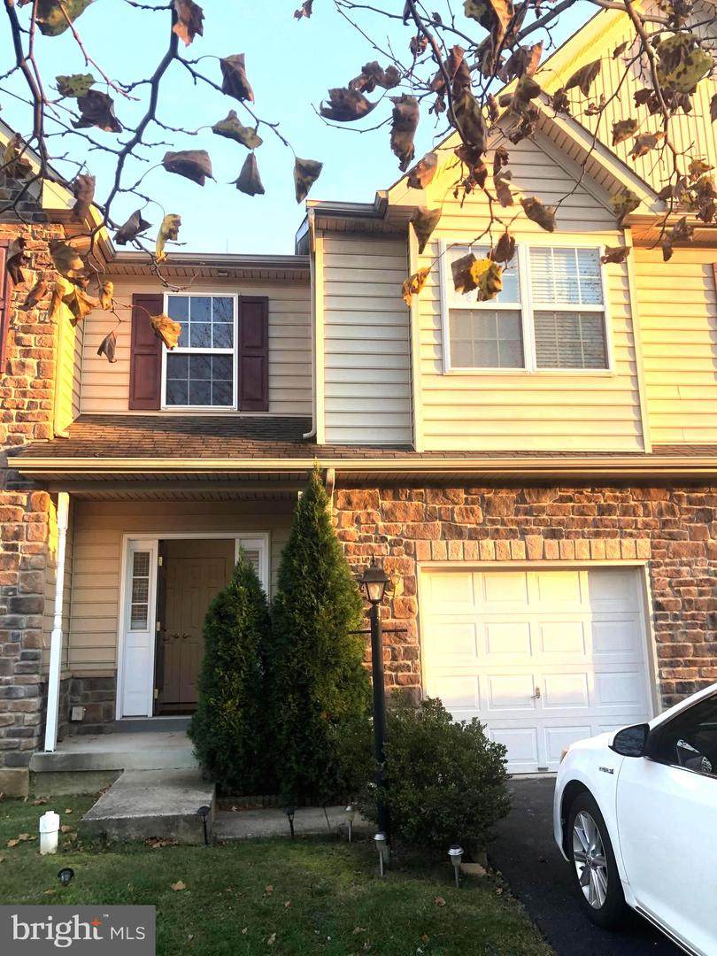 124 Providence Lane - Photo 1