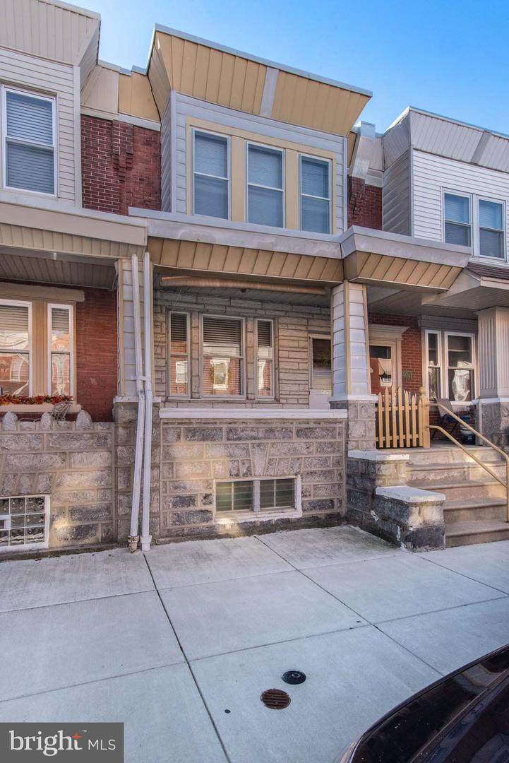 3043 Gaul Street - Photo 1