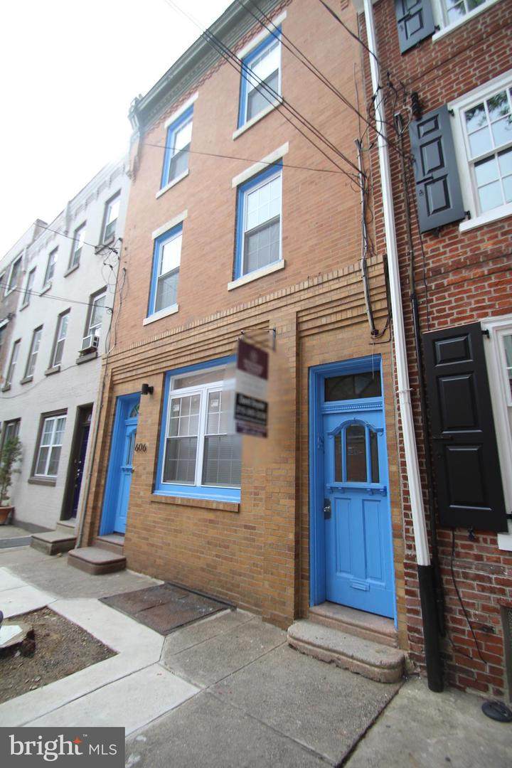 606 American Street - Photo 1
