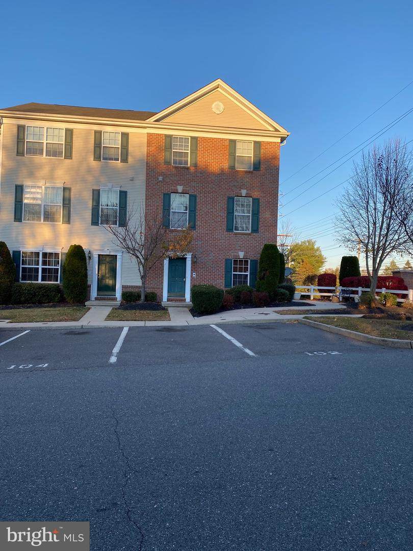 102 Brandywine Drive - Photo 1