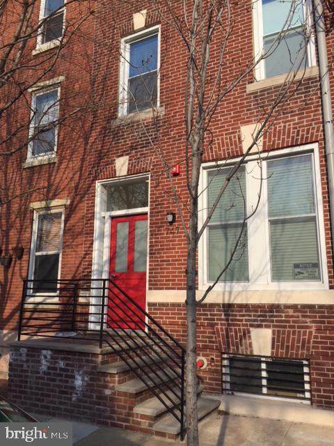 747 17 Street - Photo 1