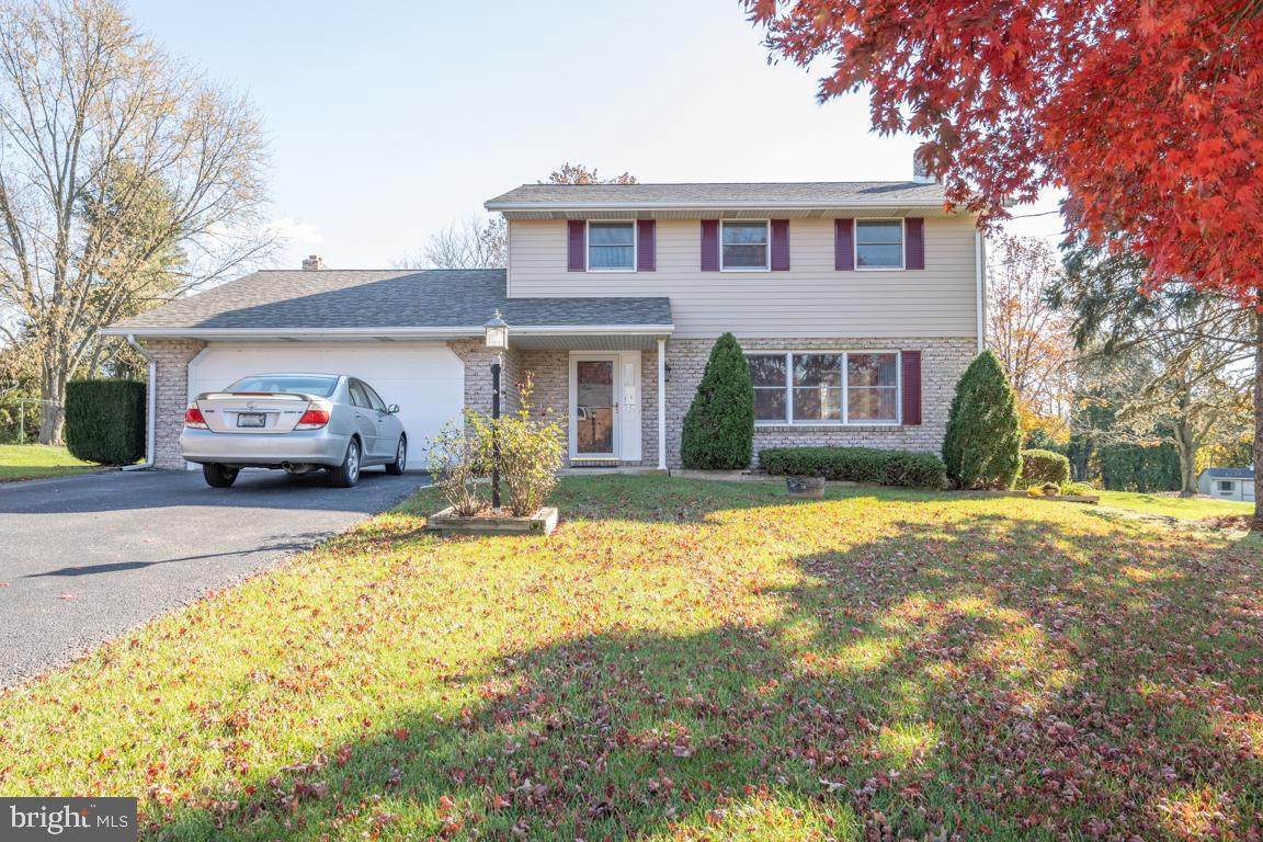 148 Ridgefield Drive - Photo 1
