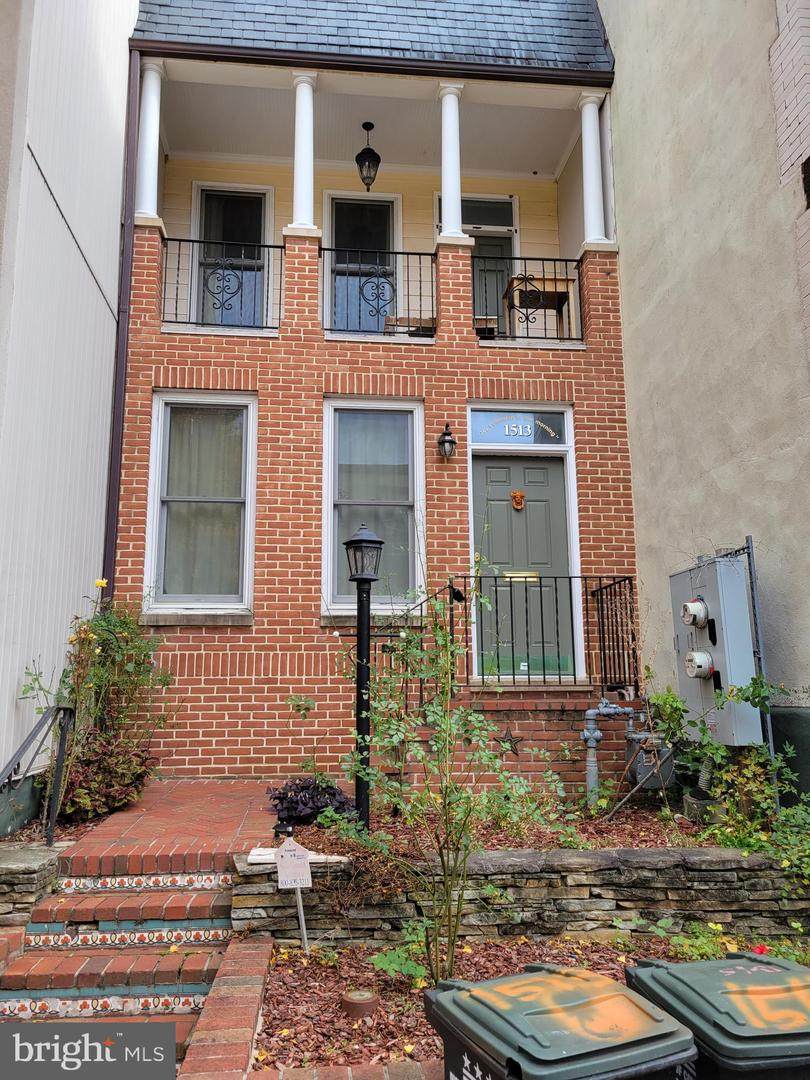 1513 Marion Street - Photo 1