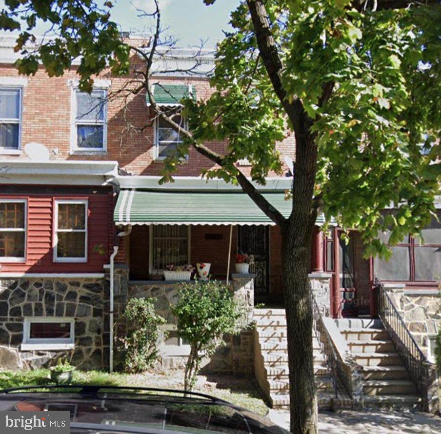 1107 Kenwood Avenue - Photo 1