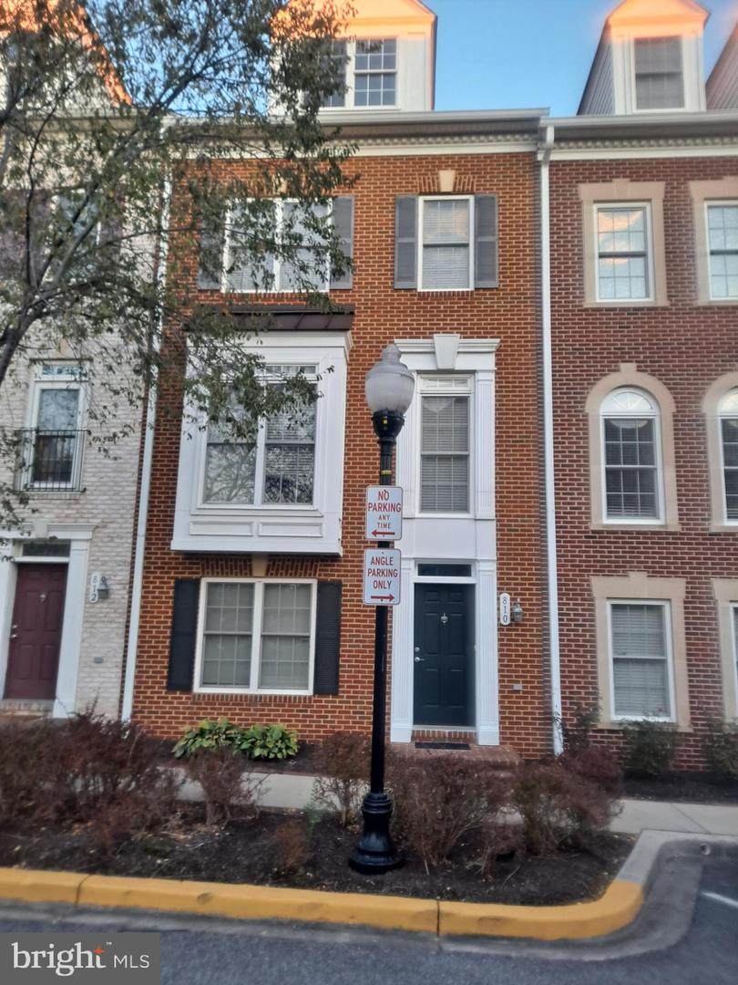 810 Ryan Street - Photo 1