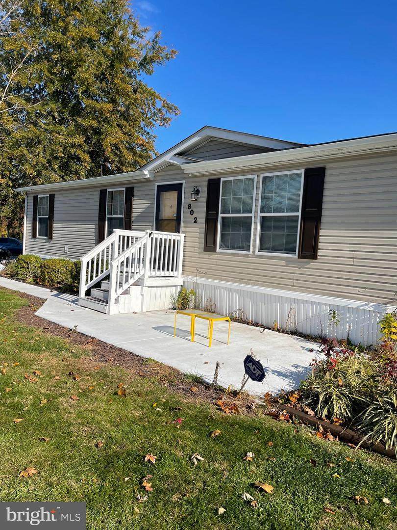 802 Trophy Way - Photo 1