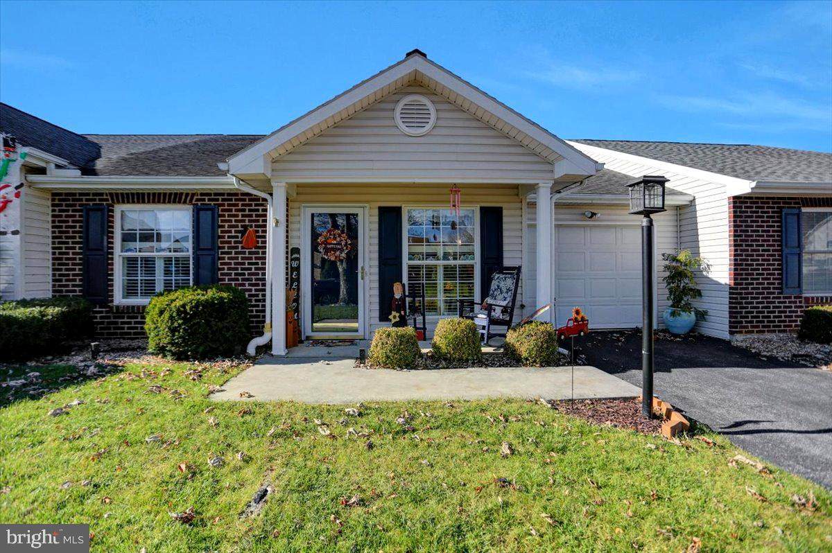 146 Bayberry Drive - Photo 1