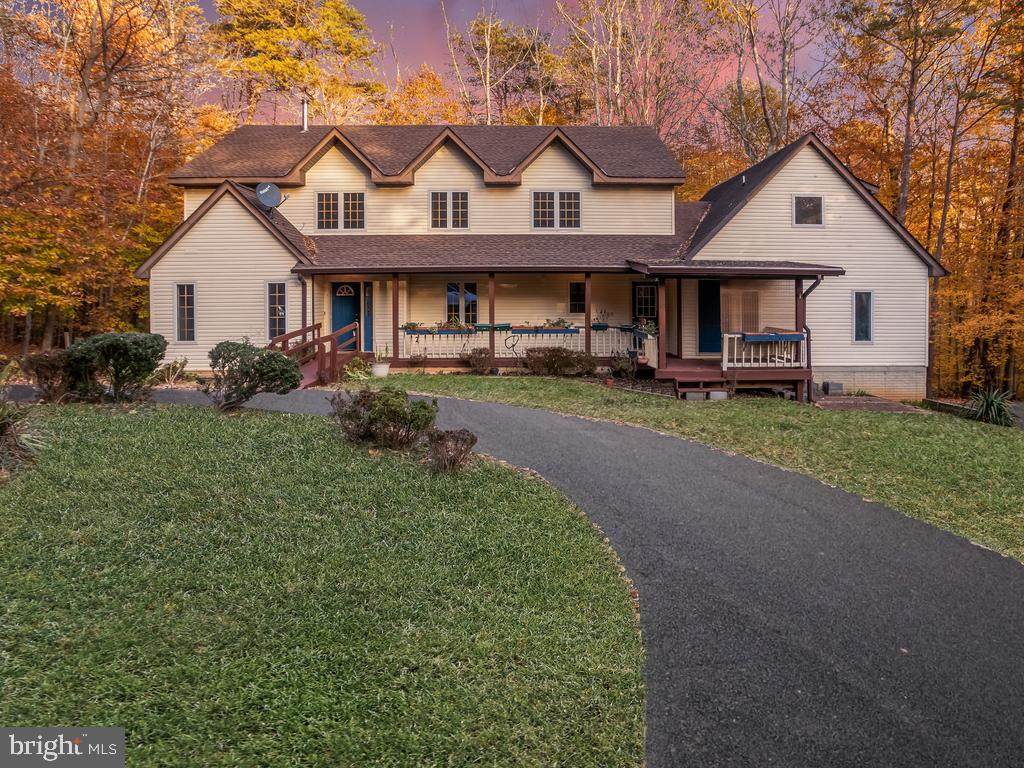 51 Lady Meaghan Way - Photo 1