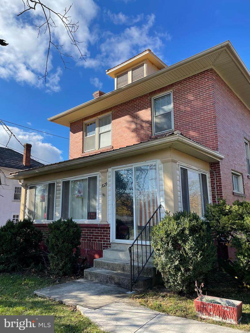 1029 Winchester Avenue - Photo 1