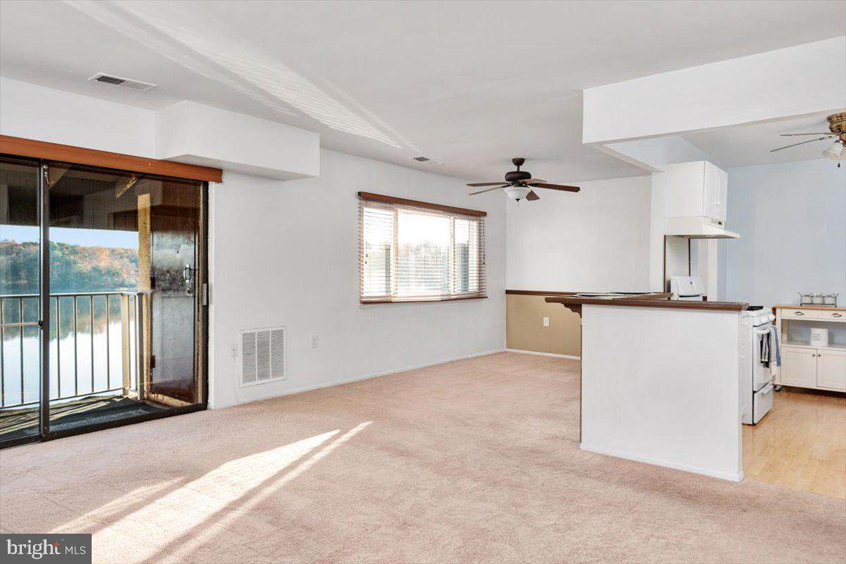 353 Gatewater Court - Photo 1