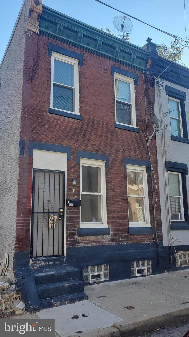 3027 Warnock Street - Photo 1
