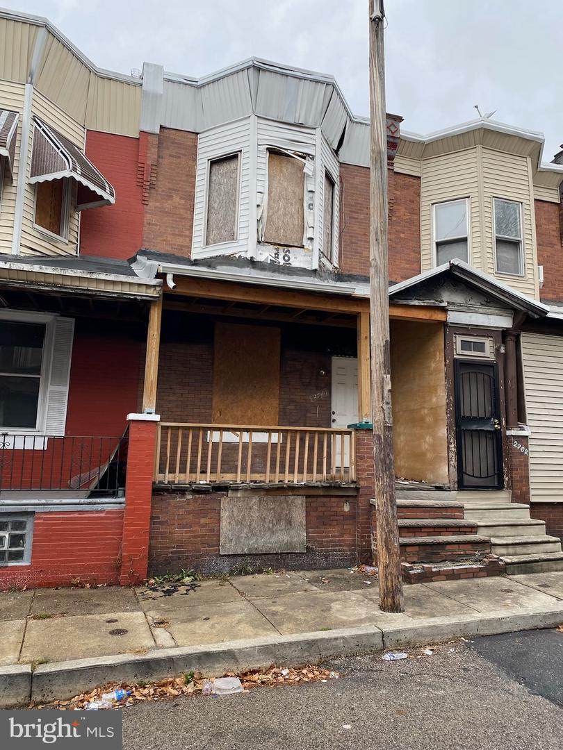 2760 Newkirk Street - Photo 1
