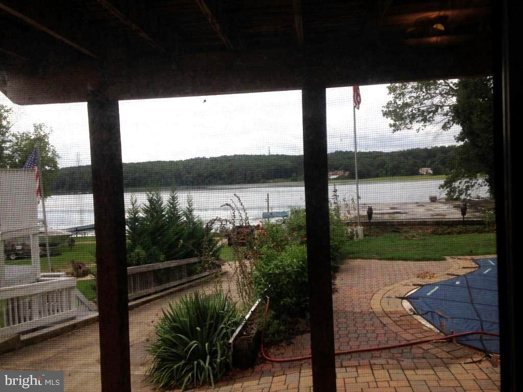 18306 Possum Point Road - Photo 1