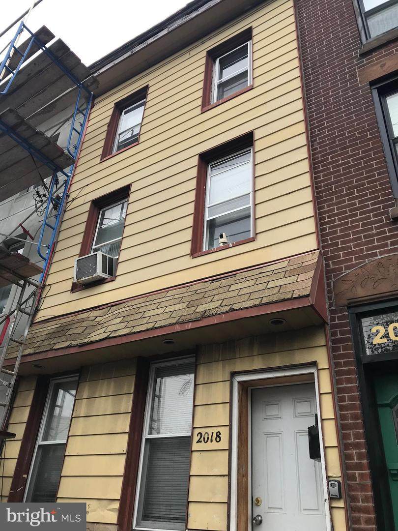 2018 Cumberland Street - Photo 1