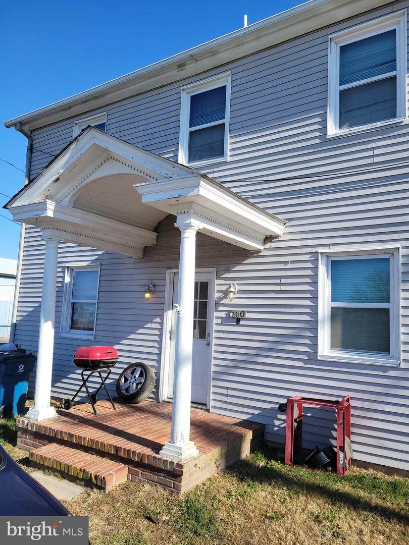 480 Denny Street - Photo 1