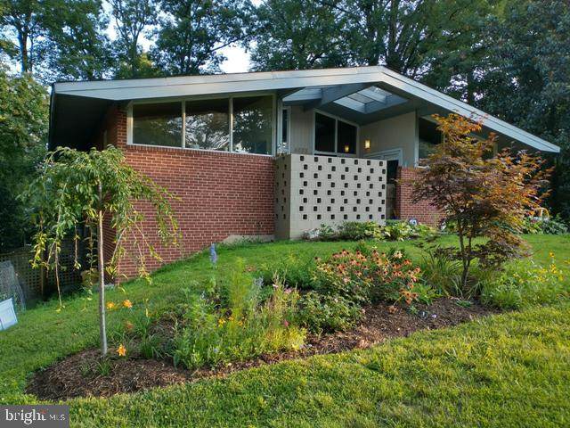 6008 Grosvenor Lane - Photo 1