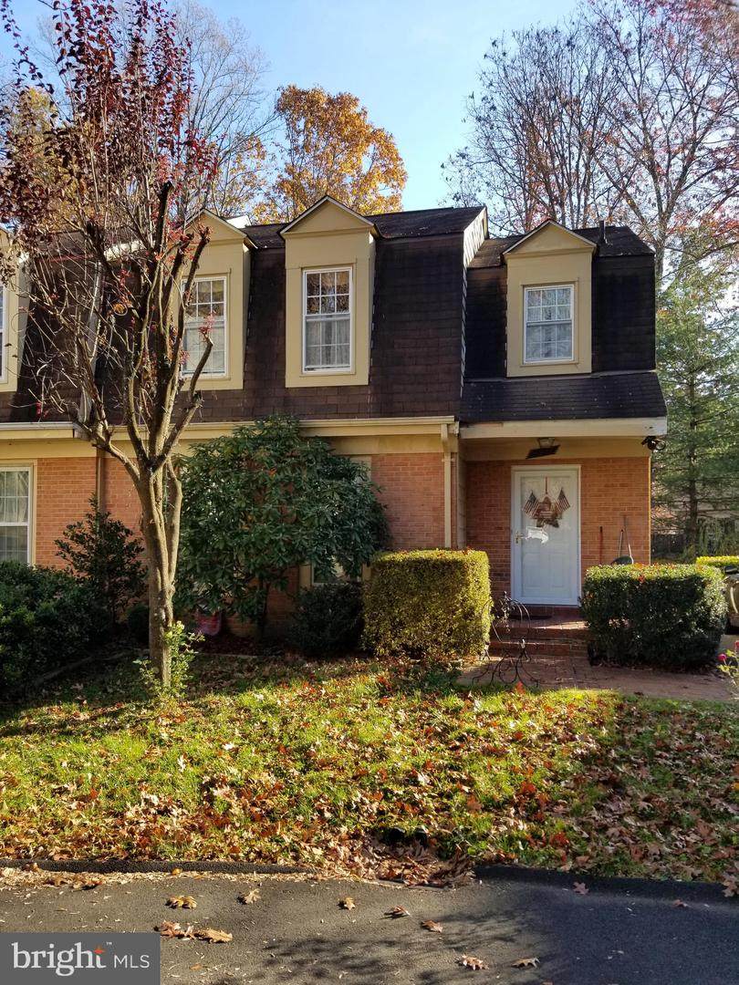 9946 Hemlock Woods Lane - Photo 1