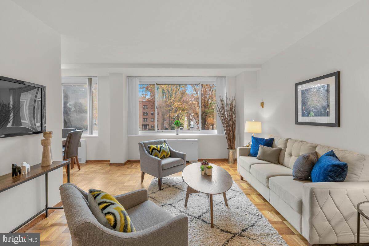 4000 Tunlaw Road - Photo 1