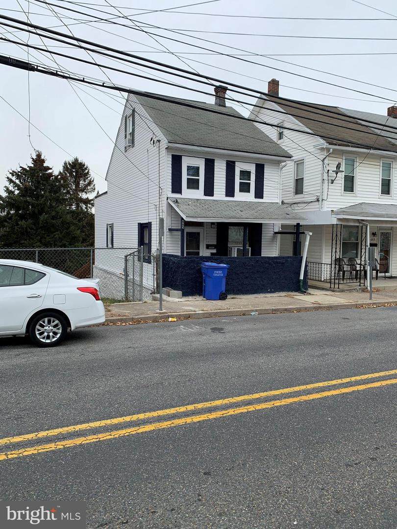 665 Highland Street - Photo 1