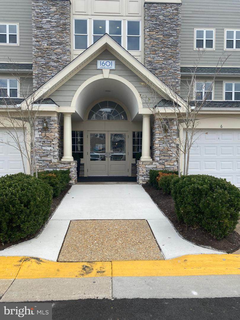 1601 Ladue Court - Photo 1