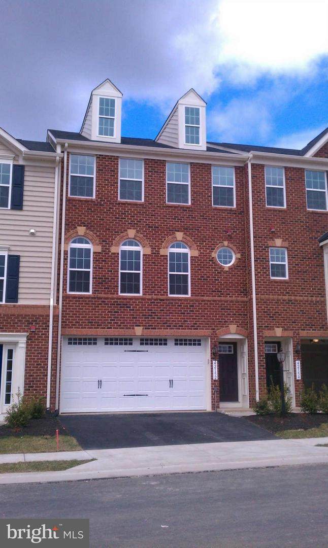 42152 Sandown Park Terrace - Photo 1