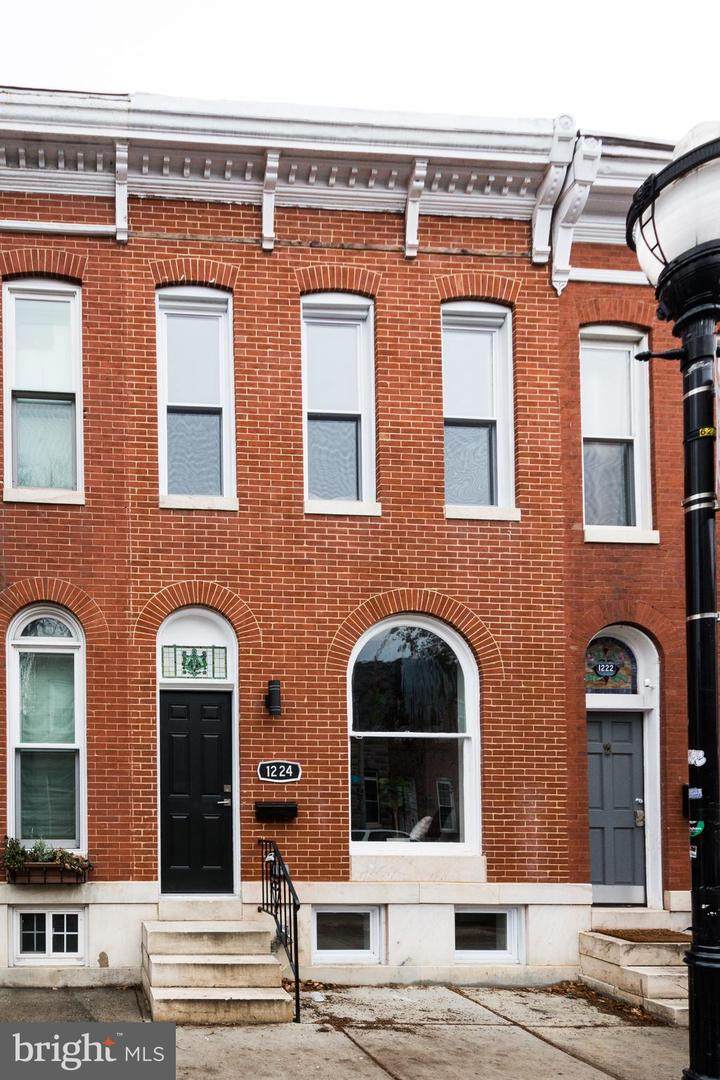 1224 Charles Street - Photo 1