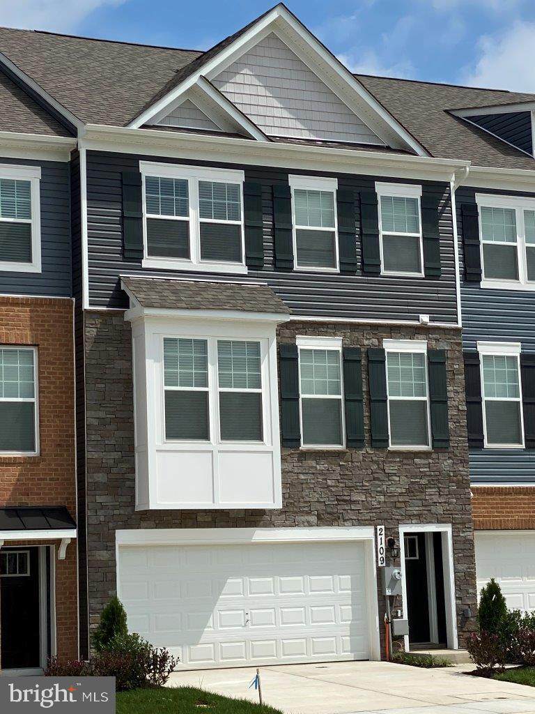2135 Ruby Turn - Photo 1