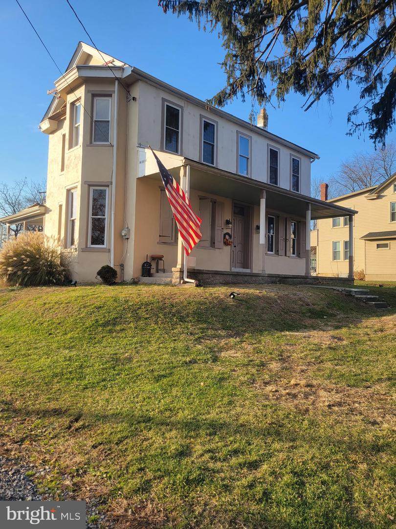 1214 Gravel Pike - Photo 1