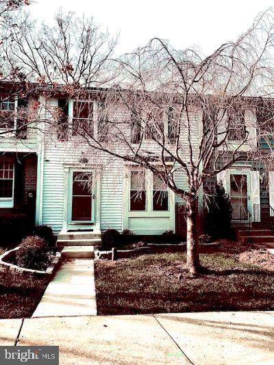 1442 Point O Woods Court - Photo 1