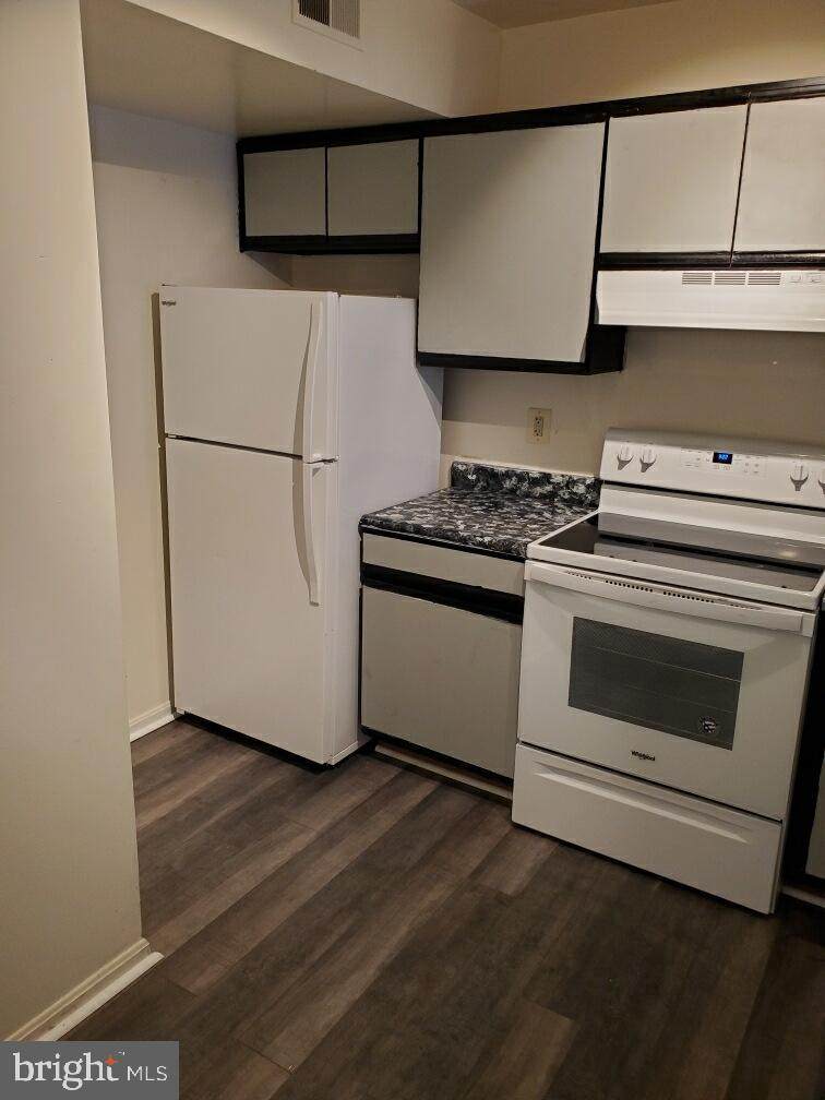 1216 Lafayette Avenue - Photo 1