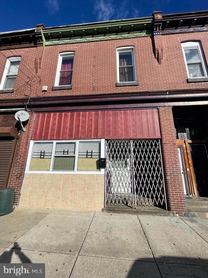 4705 Longshore Avenue - Photo 1