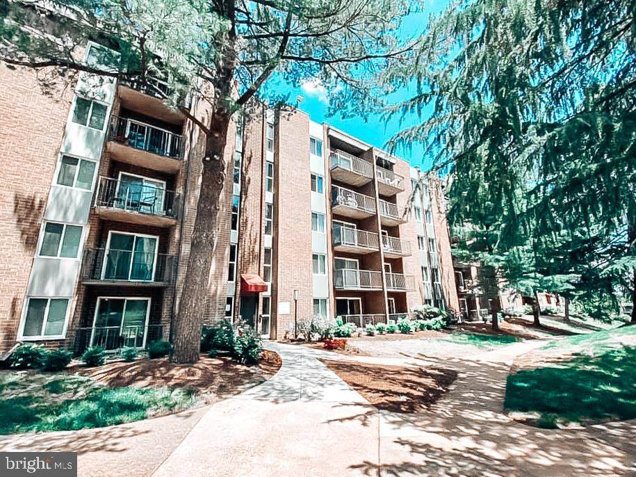 60 Van Dorn Street - Photo 1