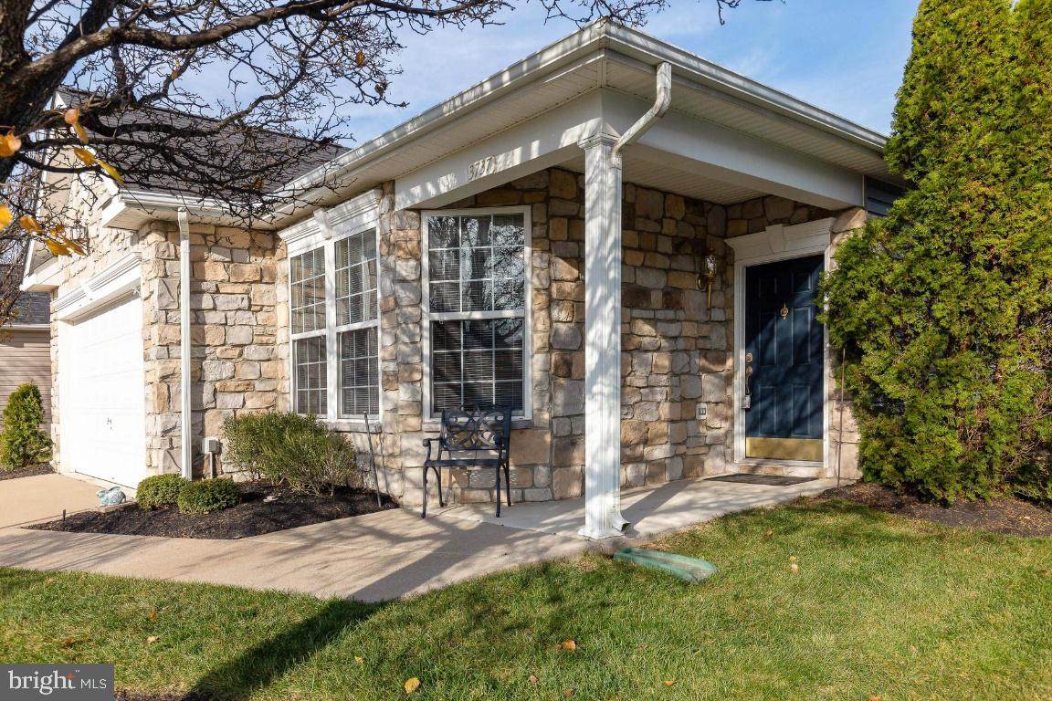 3737 Equinox Way - Photo 1