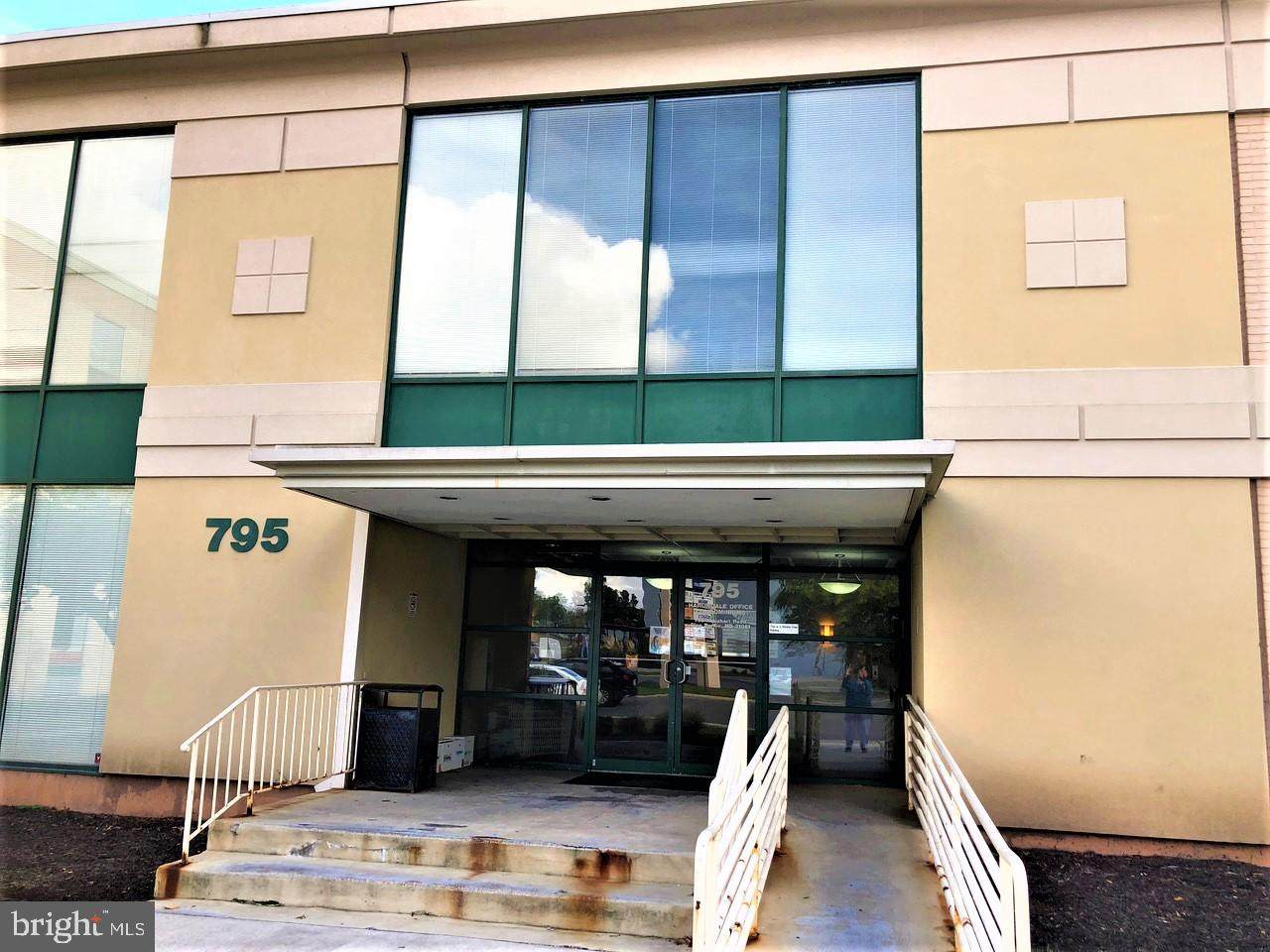 795 Aquahart Road - Photo 1