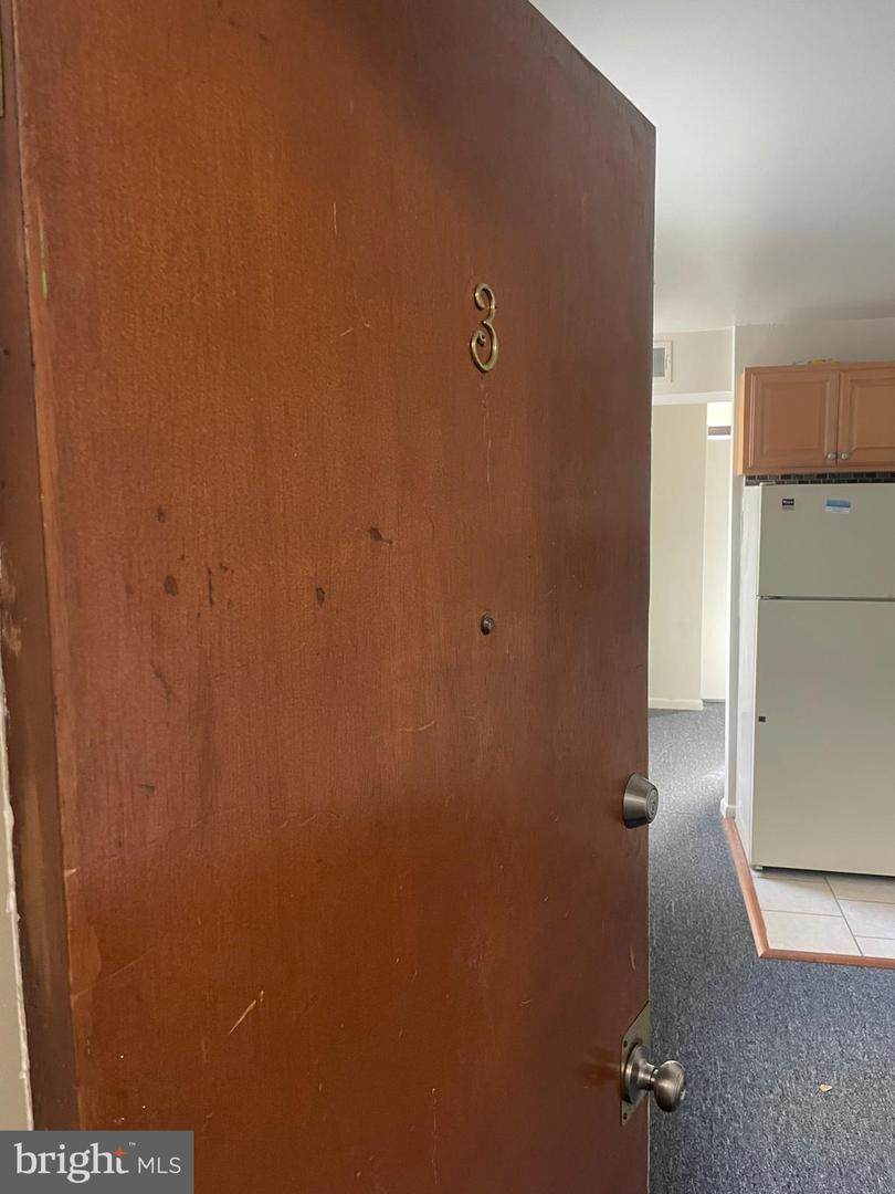 120-26 Green Lane - Photo 1