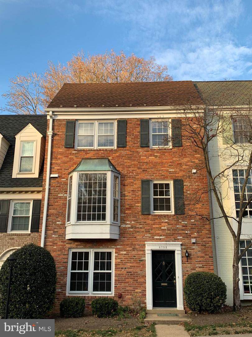 6752 Towne Lane Road - Photo 1