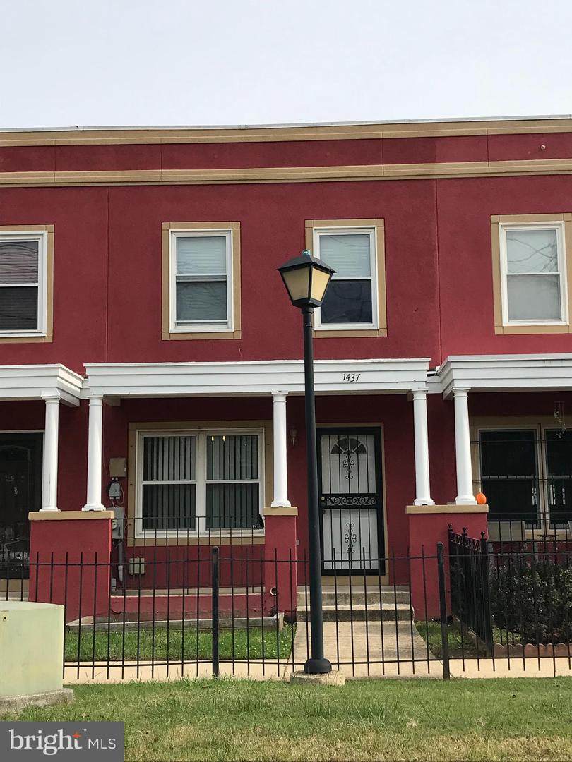 1437 Alabama Avenue - Photo 1