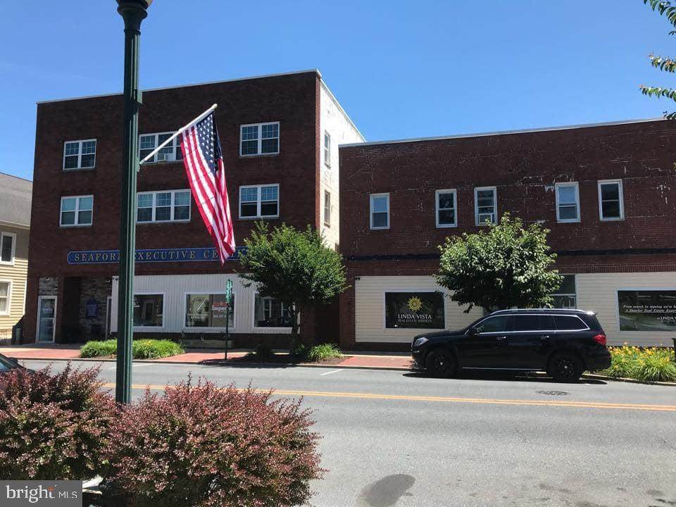 215 High Street - Photo 1
