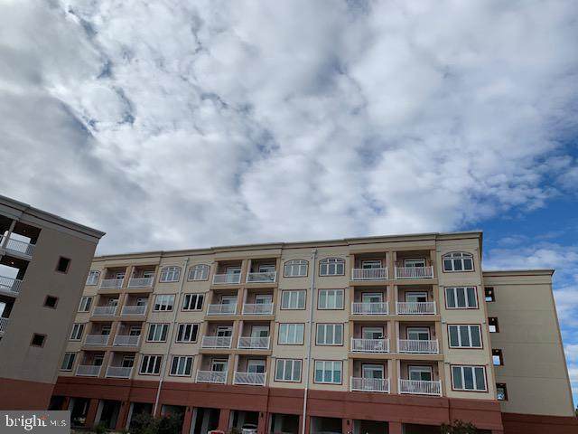 103 N. Irving Avenue - Photo 1