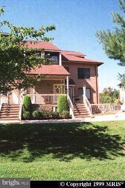 11194 Harbor Court - Photo 1