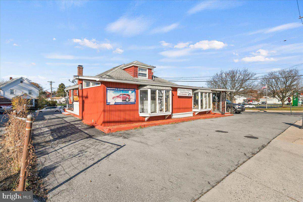 907 Quentin Road - Photo 1